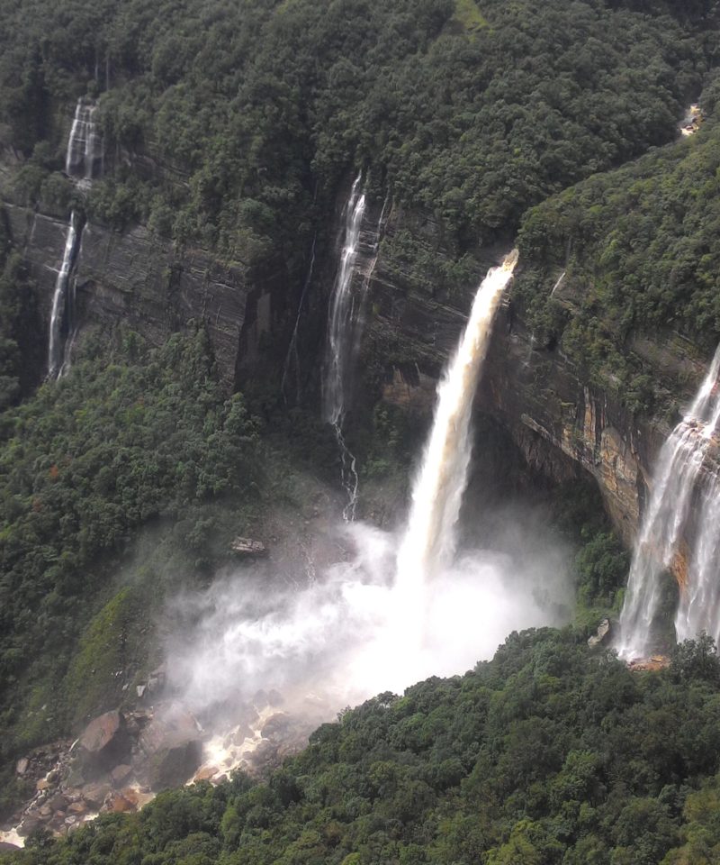 Nohkalika Falls